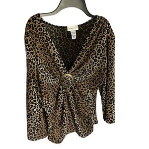 Laura Petites Women’s Faux Animal Print Long Sleeve Blouse